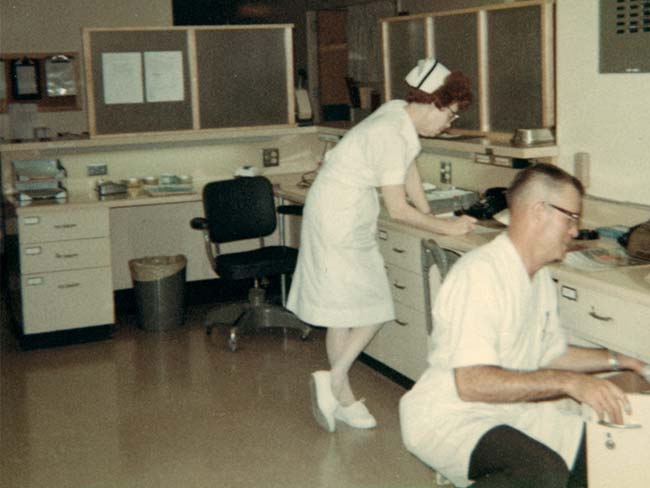 海港城医院急诊护士站1966年